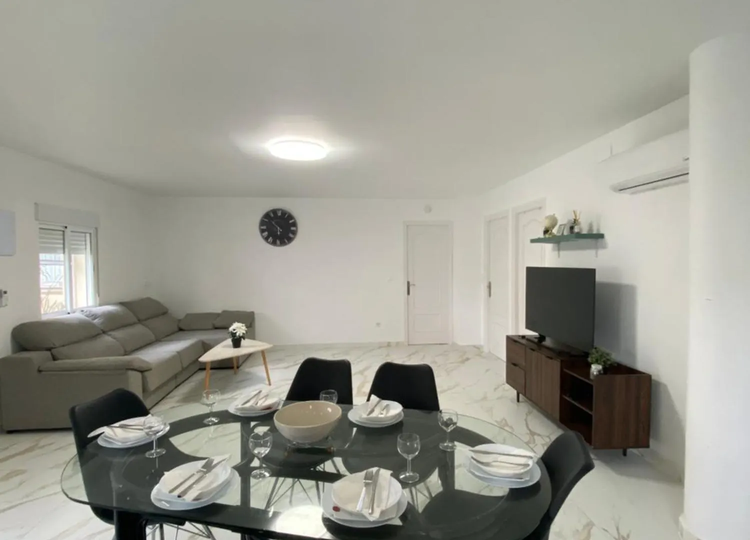 Requesens Playa Apartment Empuriabrava